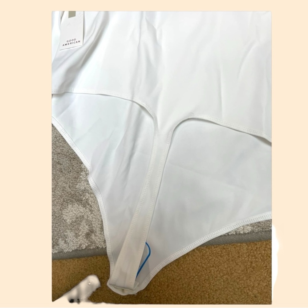 NWT Good American L/S Funnel Neck White Soft Scuba Smoothing Thong Bodysuit - Picture 9 of 10